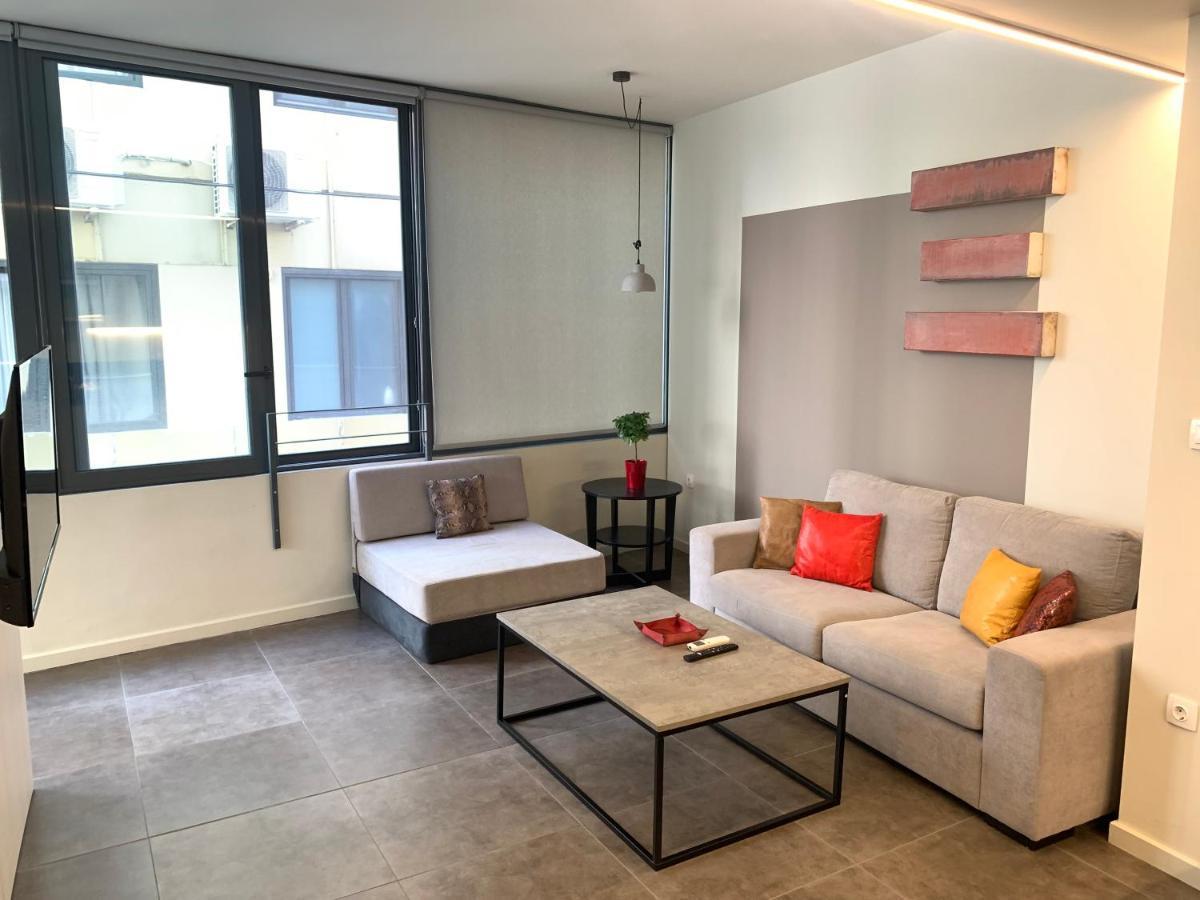 Apartment M17 & In The Heart Of