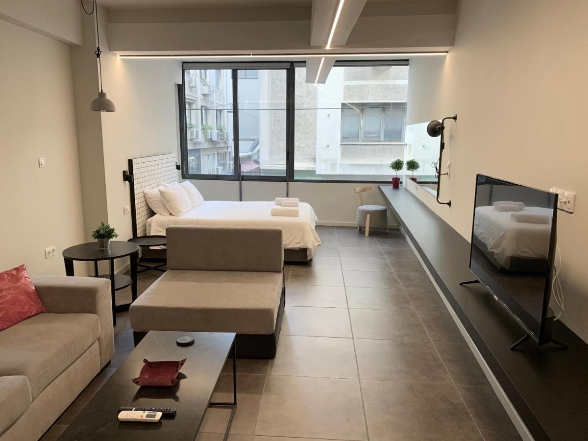 Apartment M17 & In The Heart Of