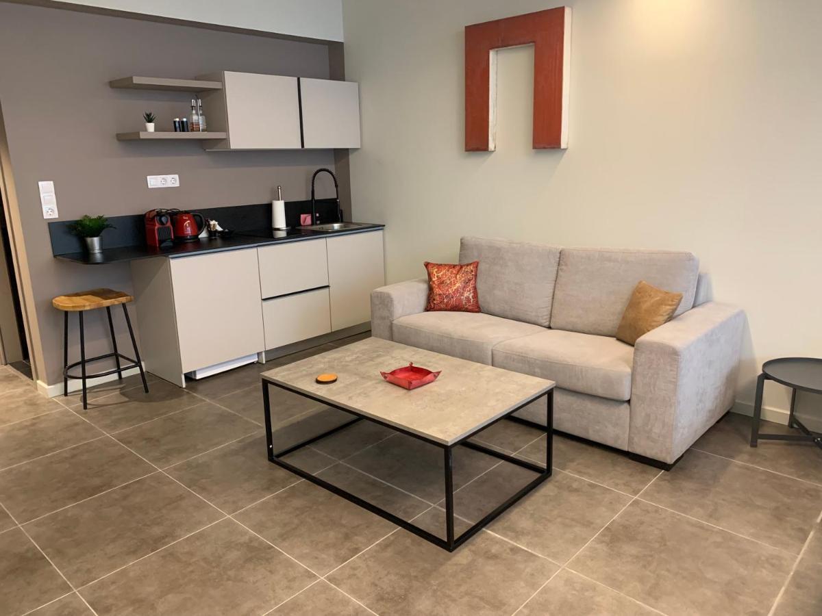 Apartment M17 & In The Heart Of