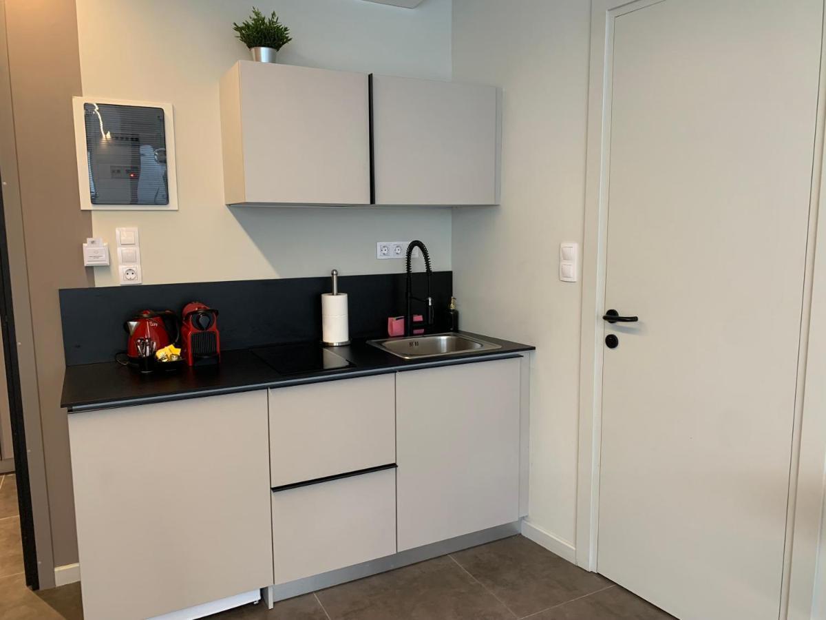 Apartment M17 & In The Heart Of