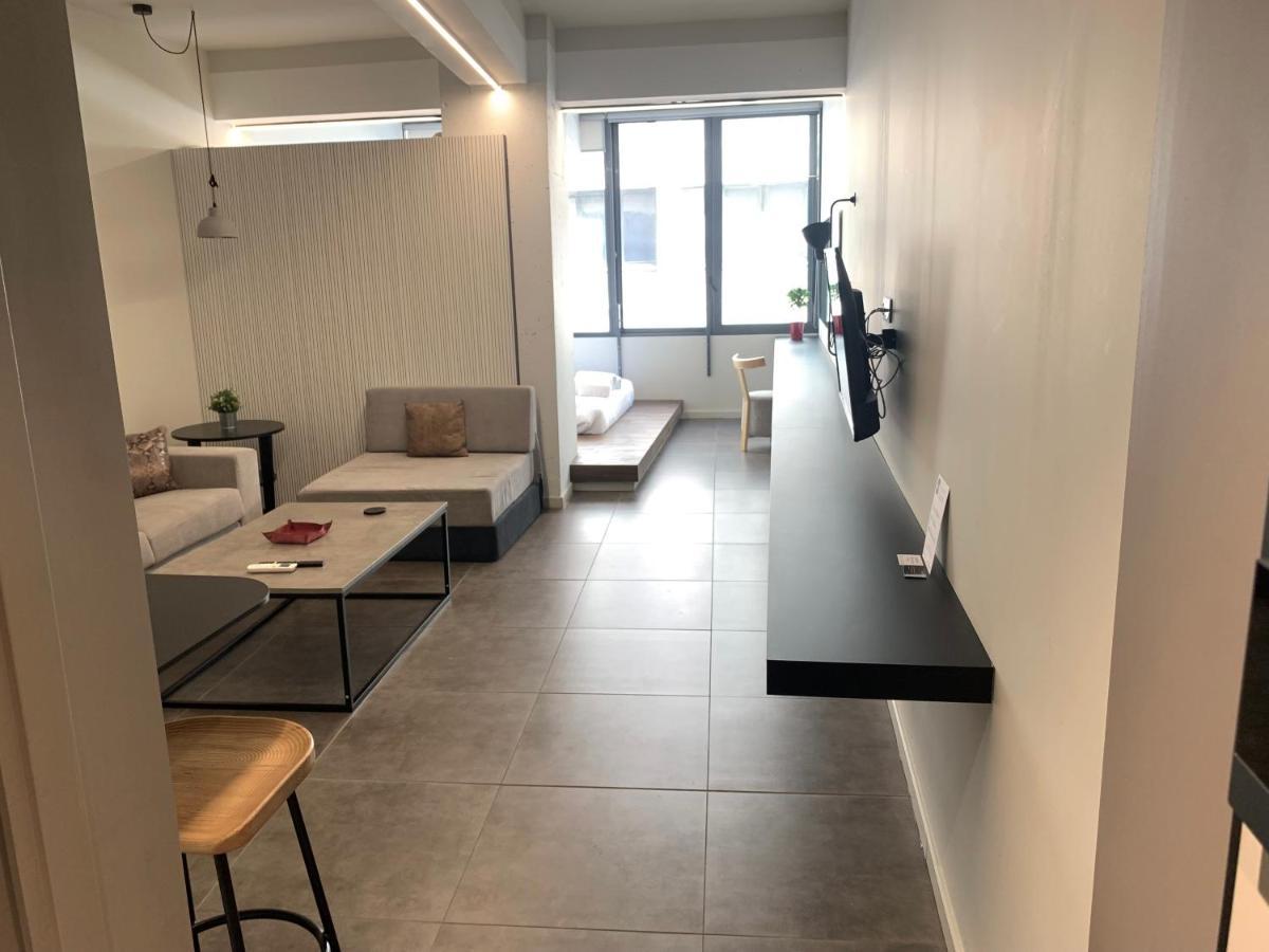 M17 & In The Heart Of Apartment *