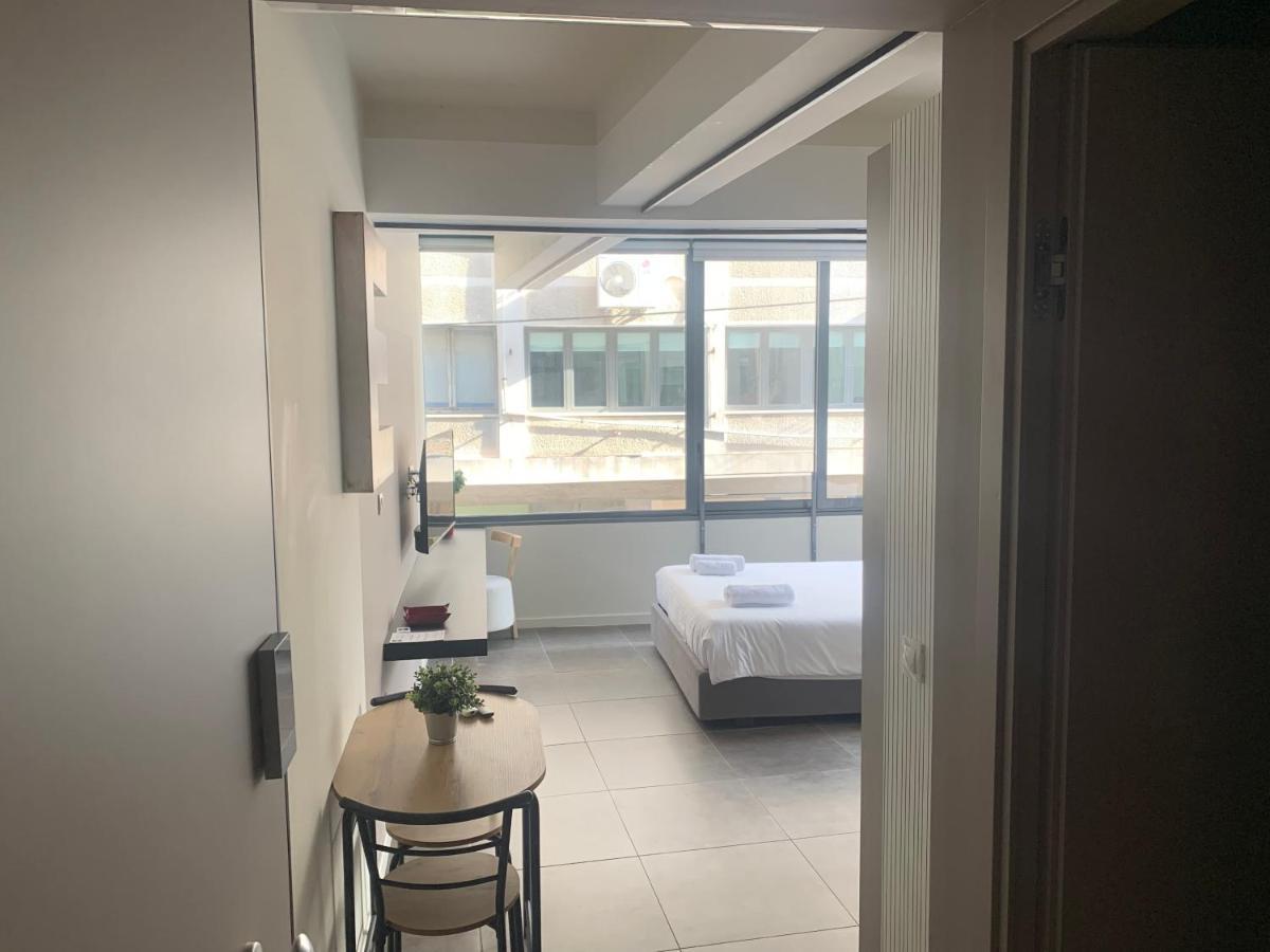 Apartment M17 & In The Heart Of